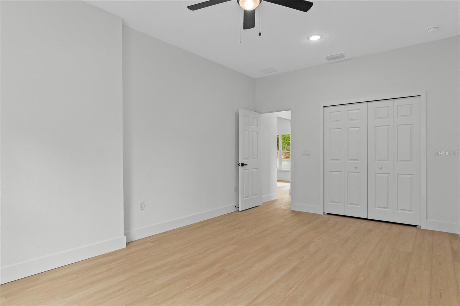 Image 22 of 35 For 7164 Dustin Terrace N