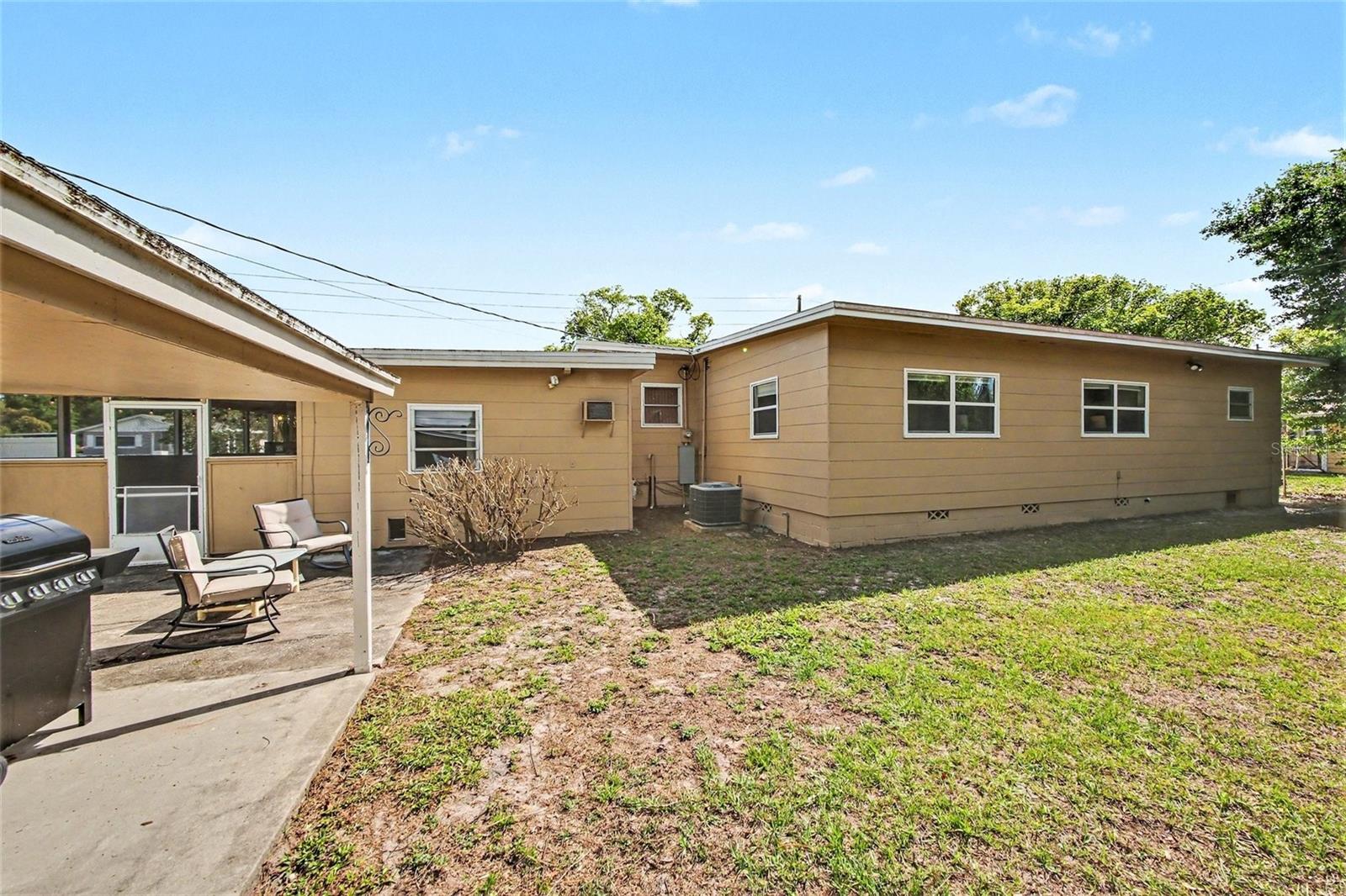 Image 18 of 27 For 461 Jasmine Road