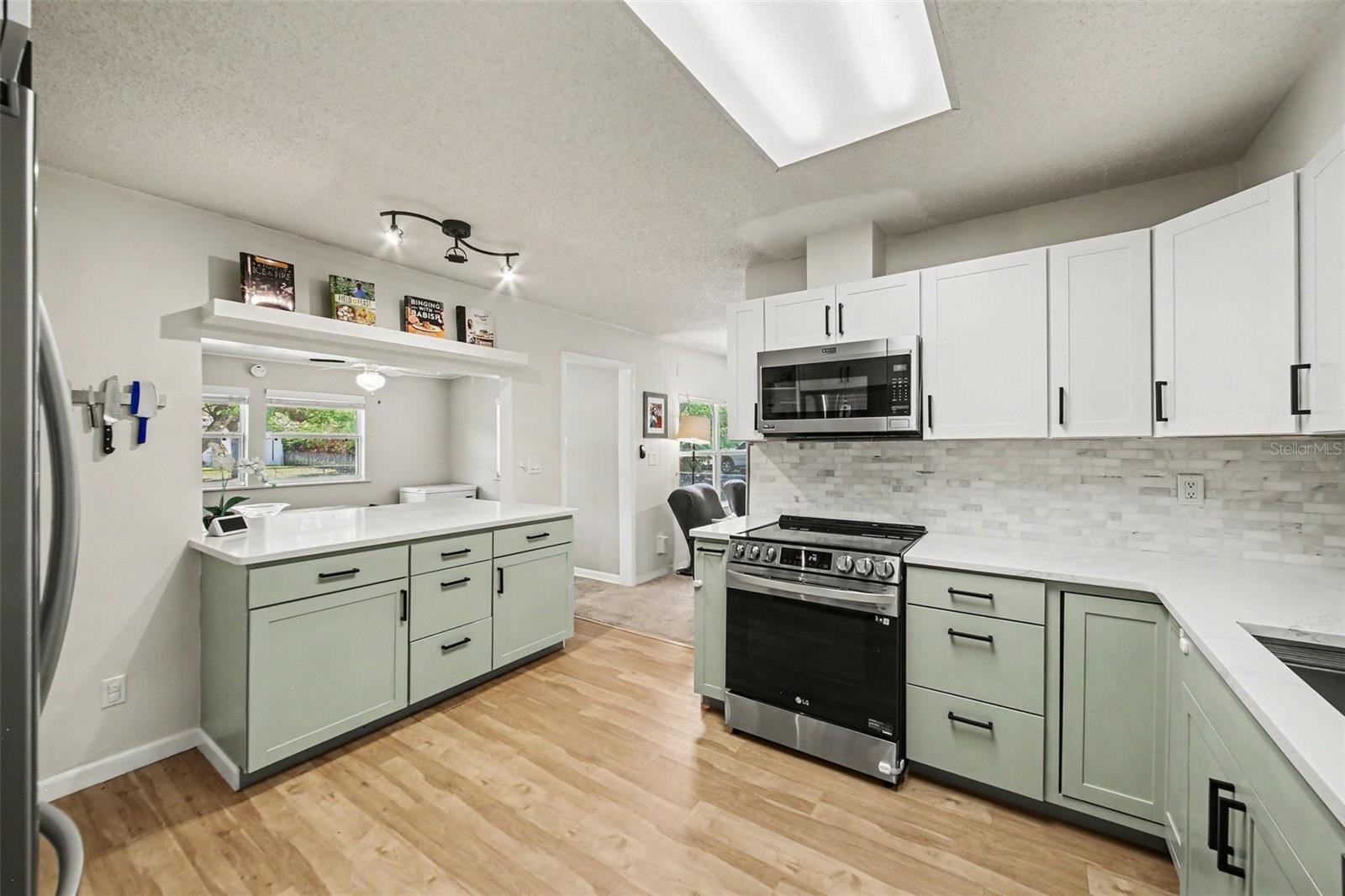 Image 4 of 27 For 461 Jasmine Road