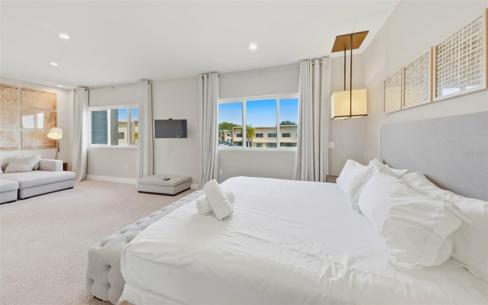 Image 16 of 31 For 7455 Brooklyn Drive