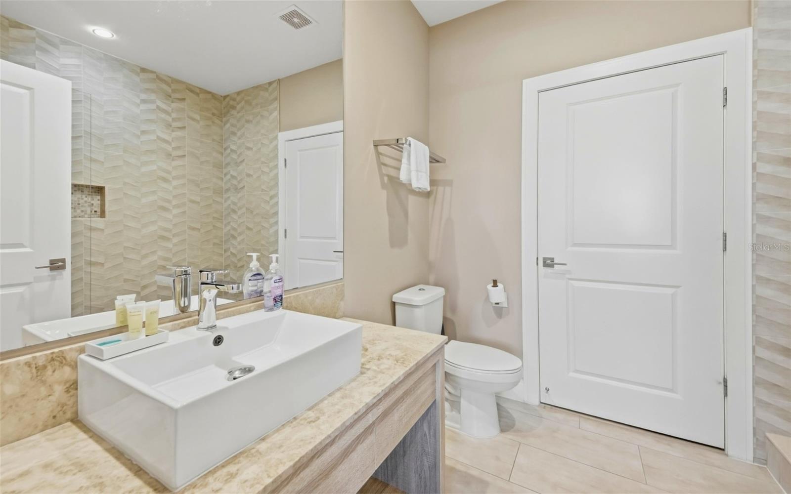 Image 17 of 31 For 7455 Brooklyn Drive