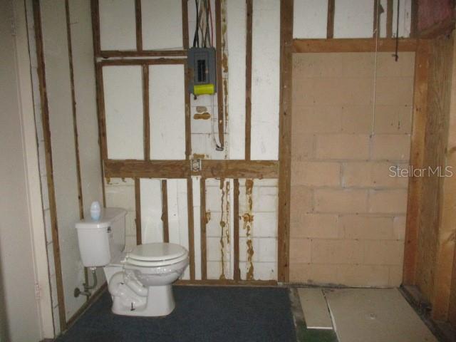 Image 12 of 29 For 1335 Elray Boulevard