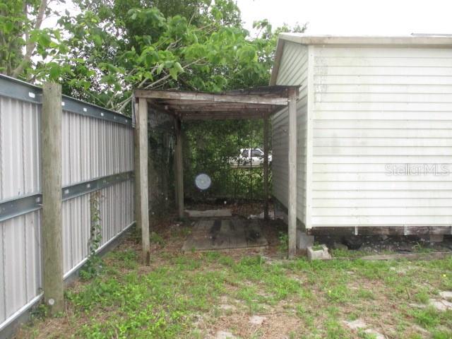 Image 19 of 29 For 1335 Elray Boulevard