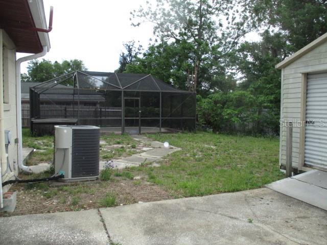 Image 23 of 29 For 1335 Elray Boulevard