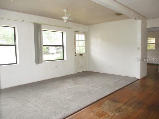 Image 27 of 29 For 1335 Elray Boulevard