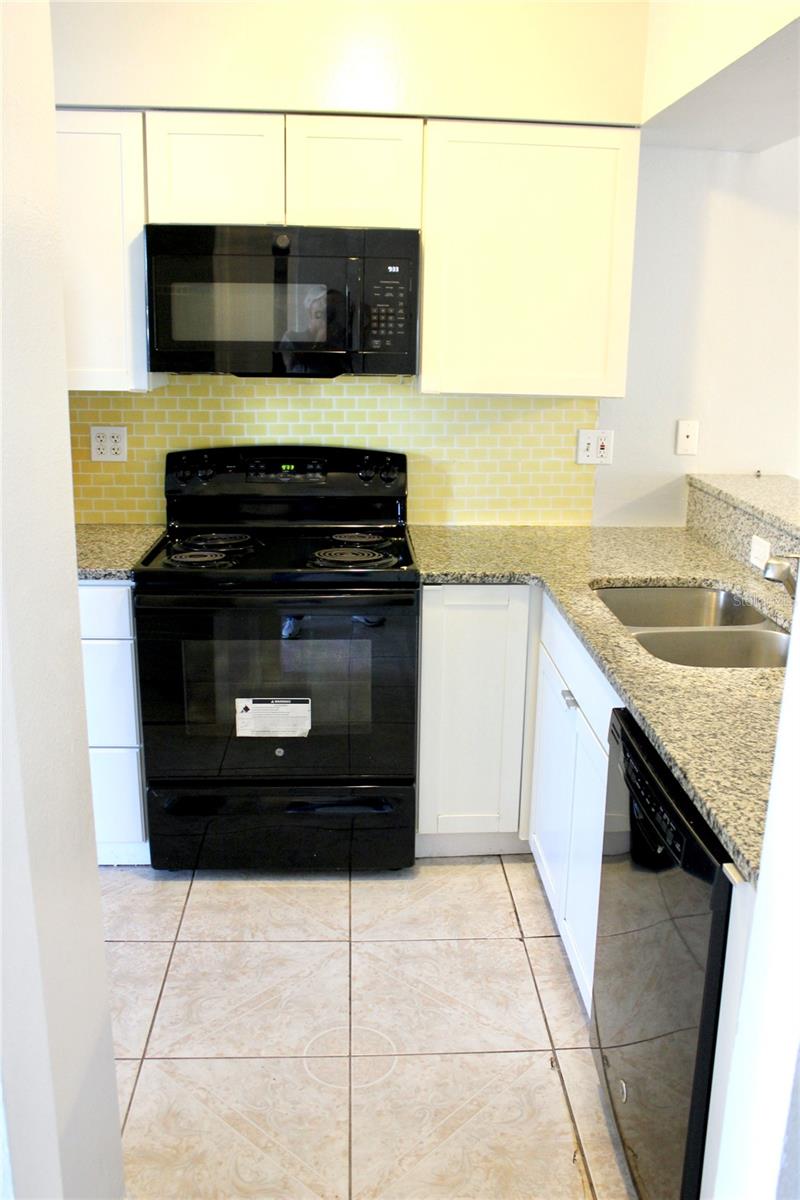 Image 11 of 27 For 2321 Trinidad Court