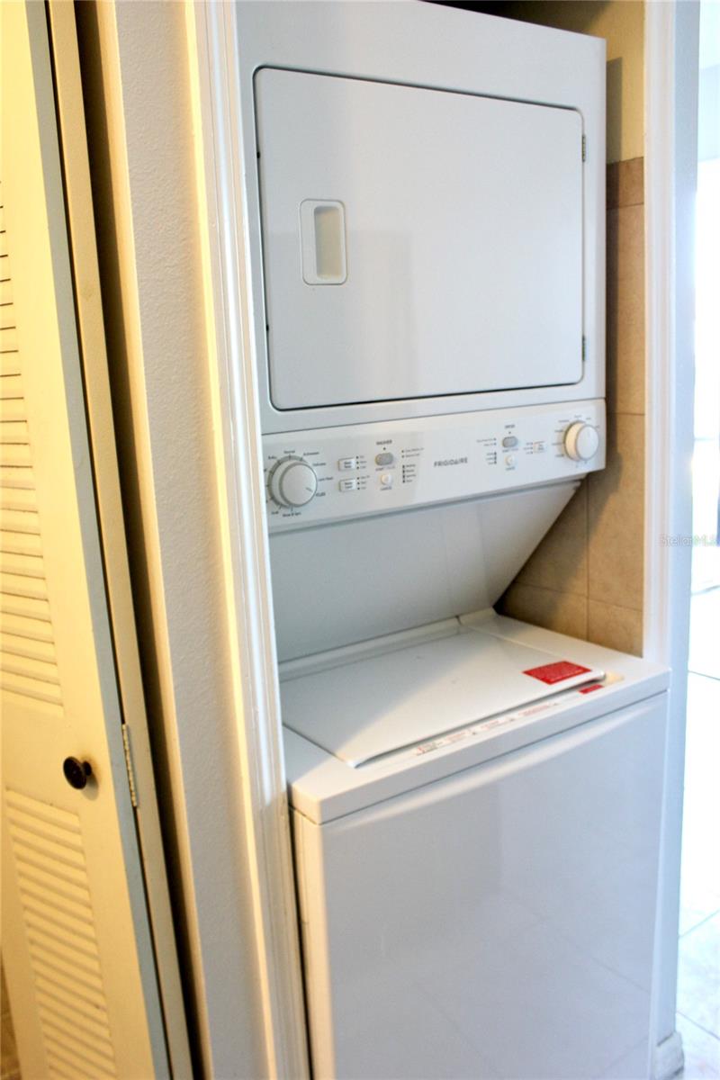 Image 7 of 27 For 2321 Trinidad Court