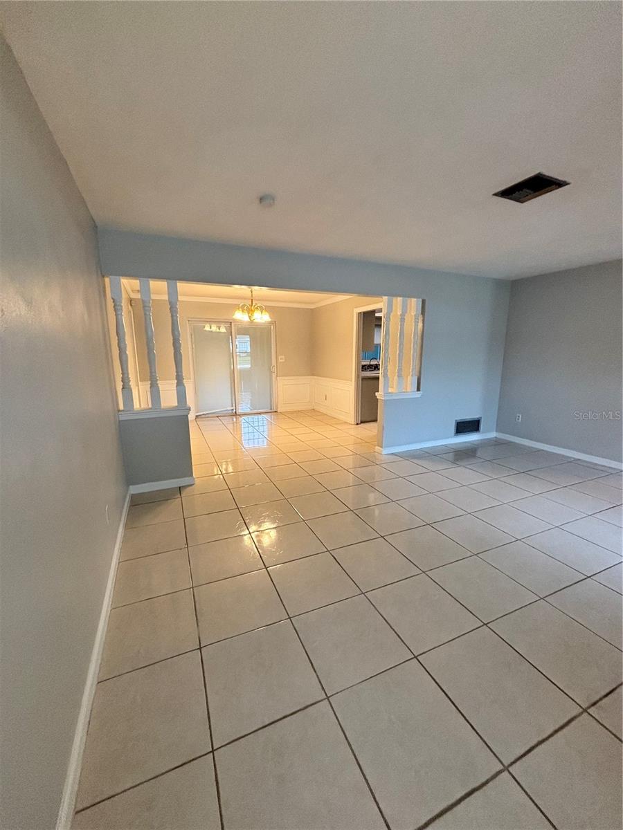 Image 6 of 16 For 2502 Vine Street