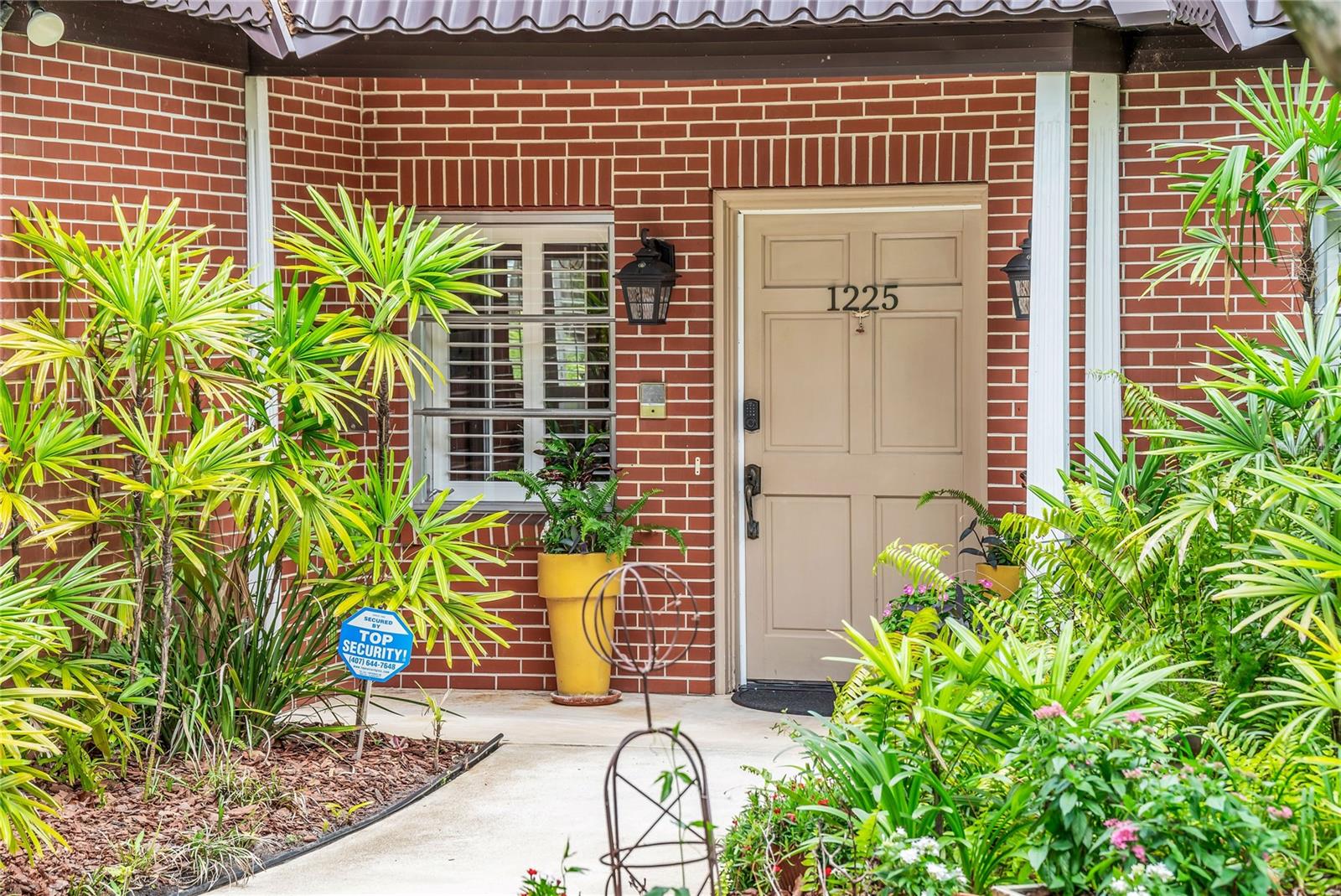 Image 10 of 57 For 1225 Austin Road