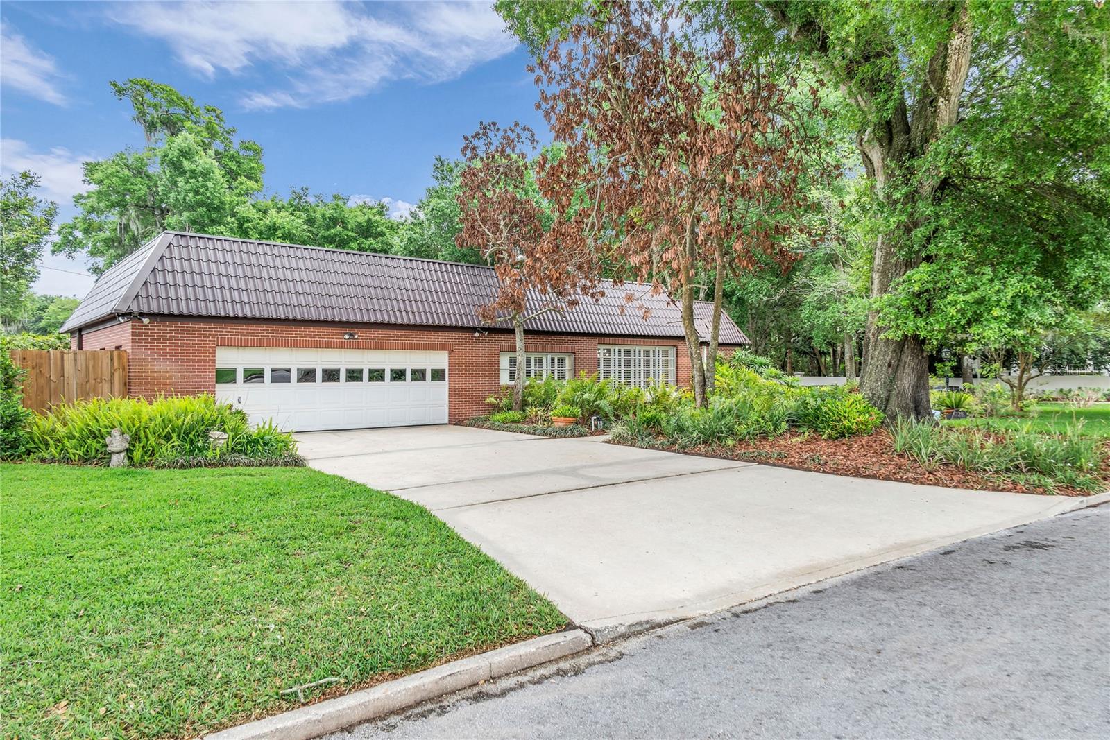 Image 5 of 57 For 1225 Austin Road