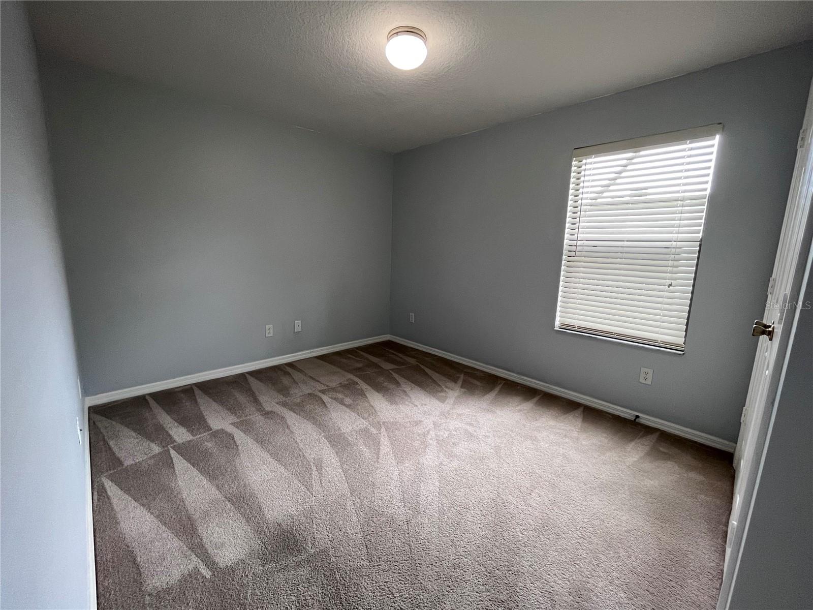 Image 12 of 22 For 6007 Scotchwood Glen 31