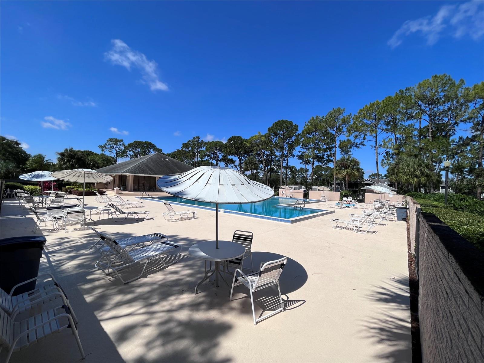 Image 21 of 22 For 6007 Scotchwood Glen 31