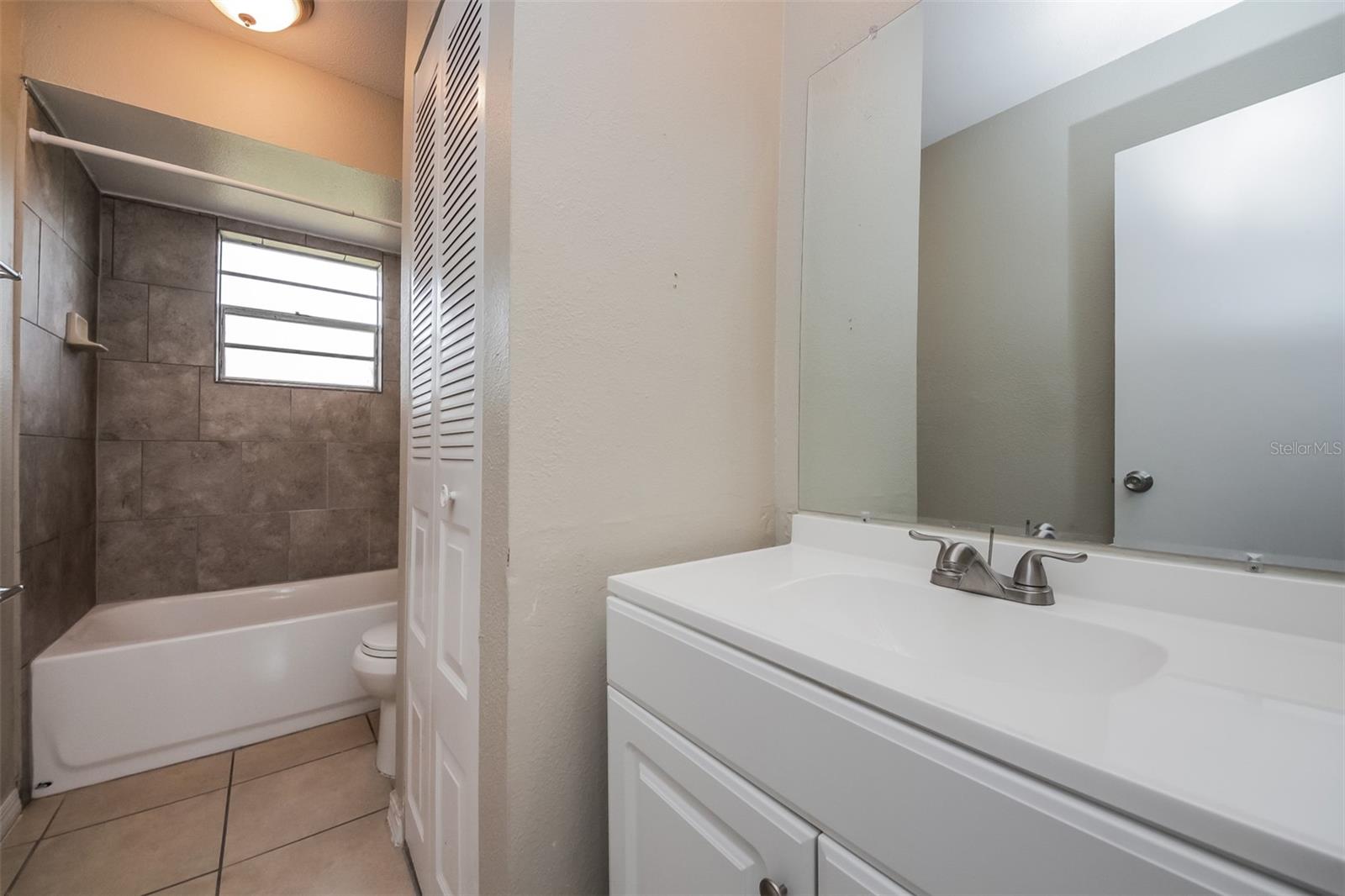 Image 13 of 16 For 211 Cobalt Drive