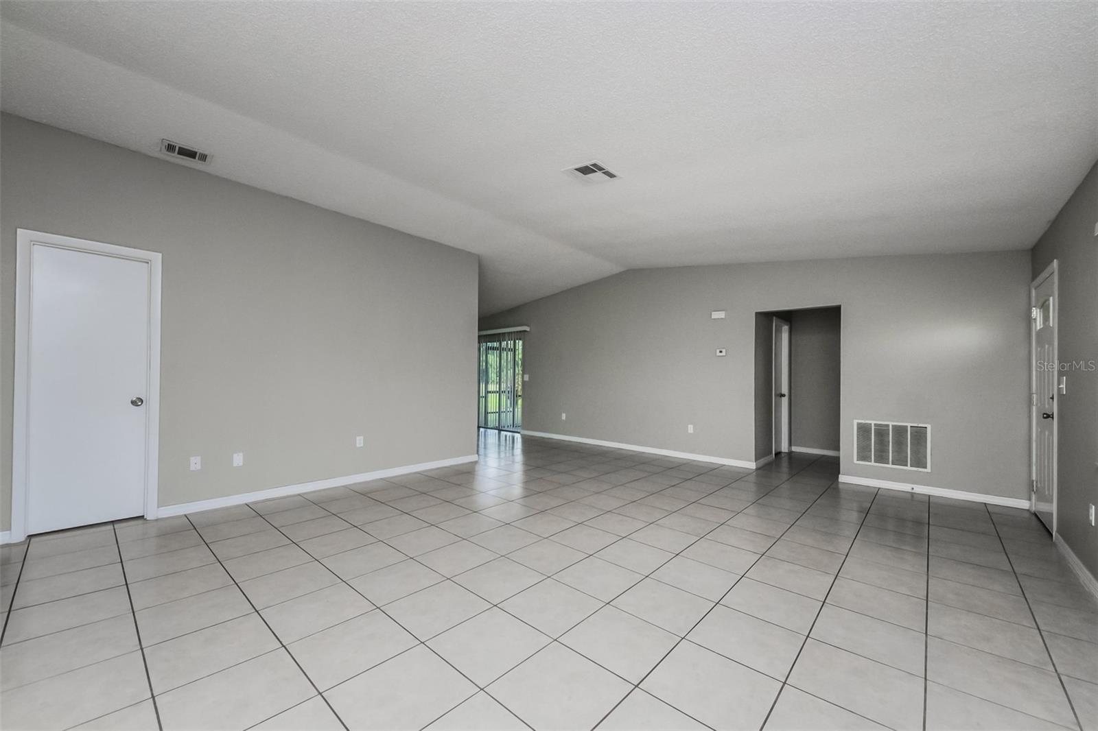 Image 4 of 16 For 211 Cobalt Drive