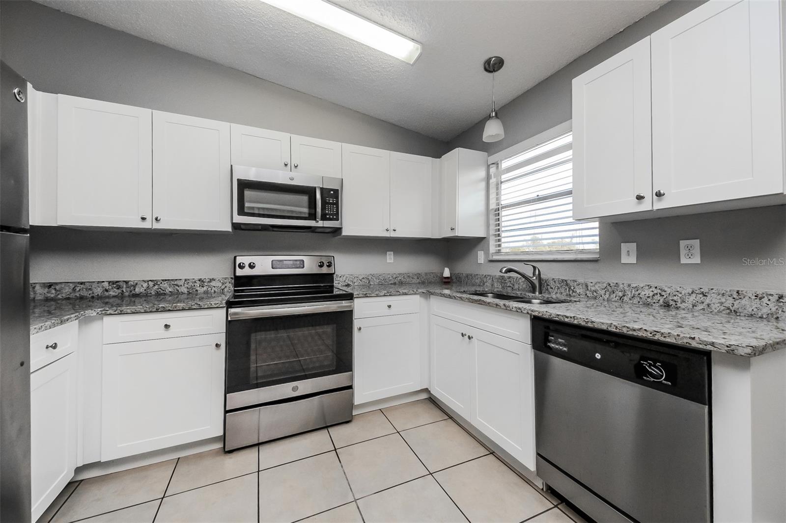 Image 6 of 16 For 211 Cobalt Drive