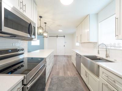 Image 11 of 18 For 23548 Franklin Avenue