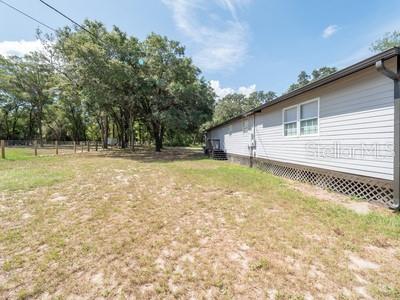 Image 4 of 18 For 23548 Franklin Avenue