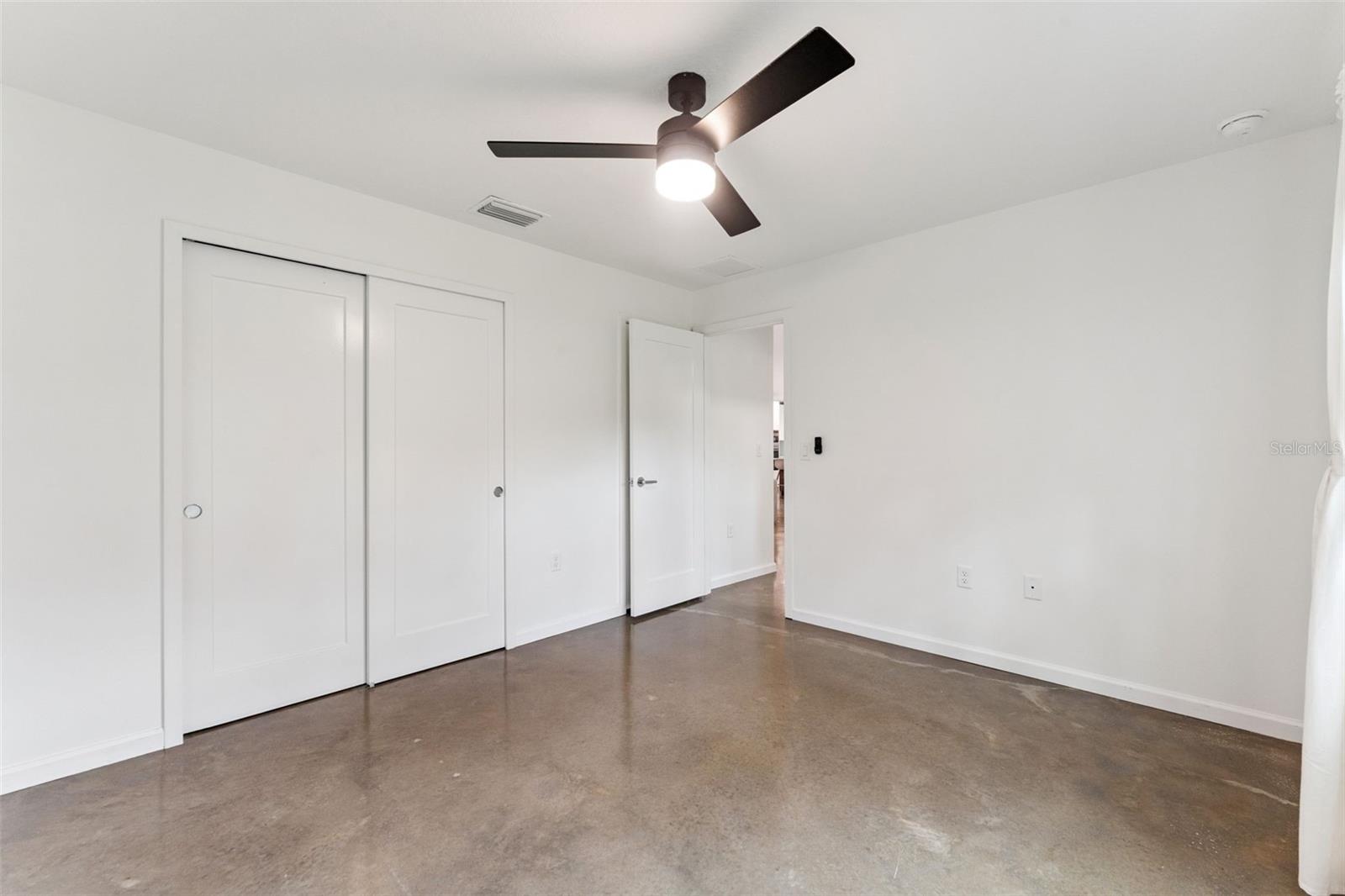 Image 26 of 32 For 2045 Washington Avenue