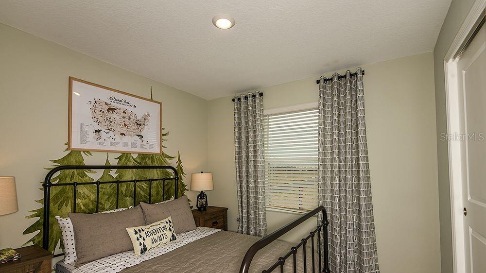 Image 23 of 31 For 755 Hazelwood Court