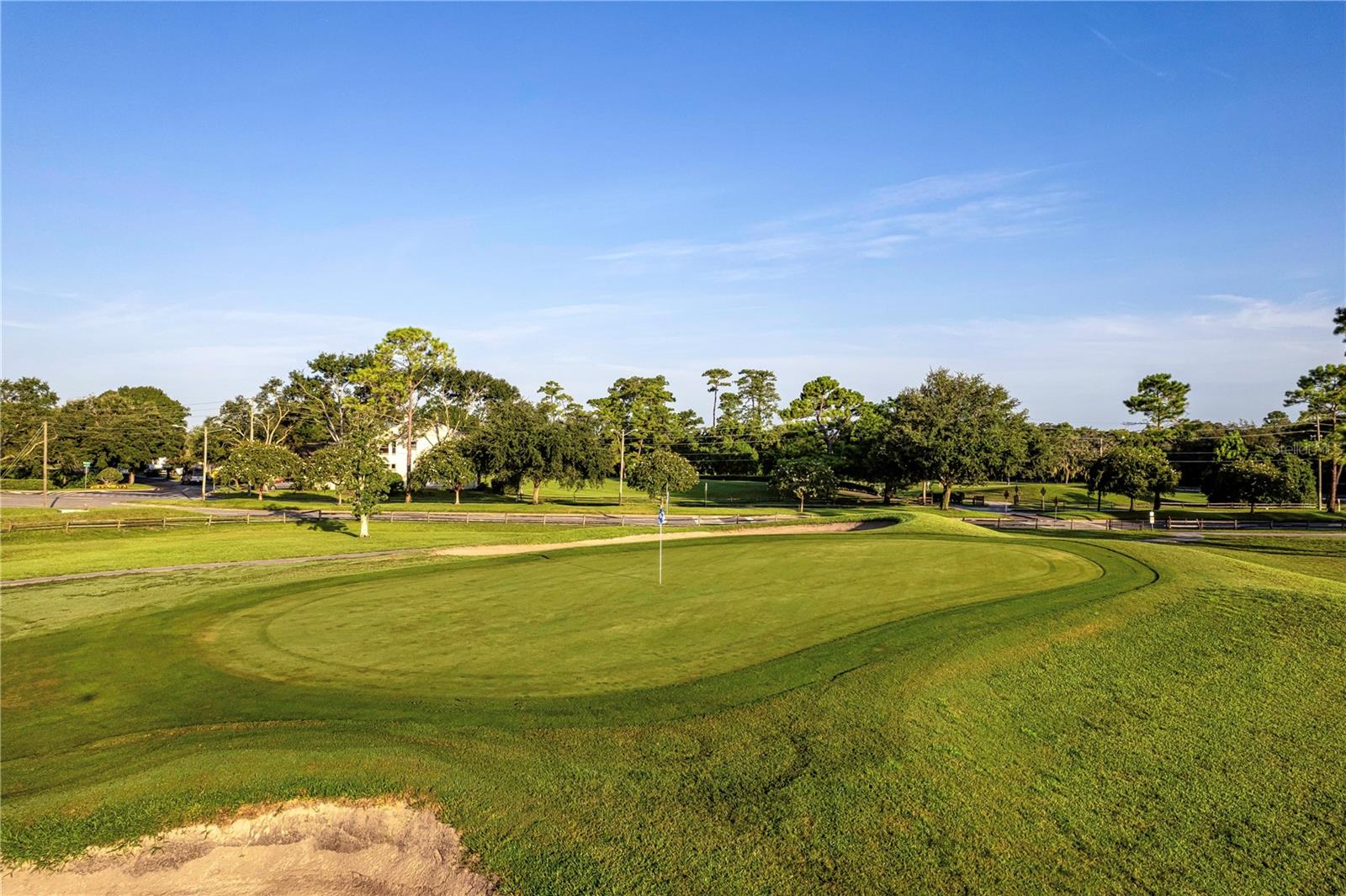 Image 25 of 28 For 105 Durham Place 105