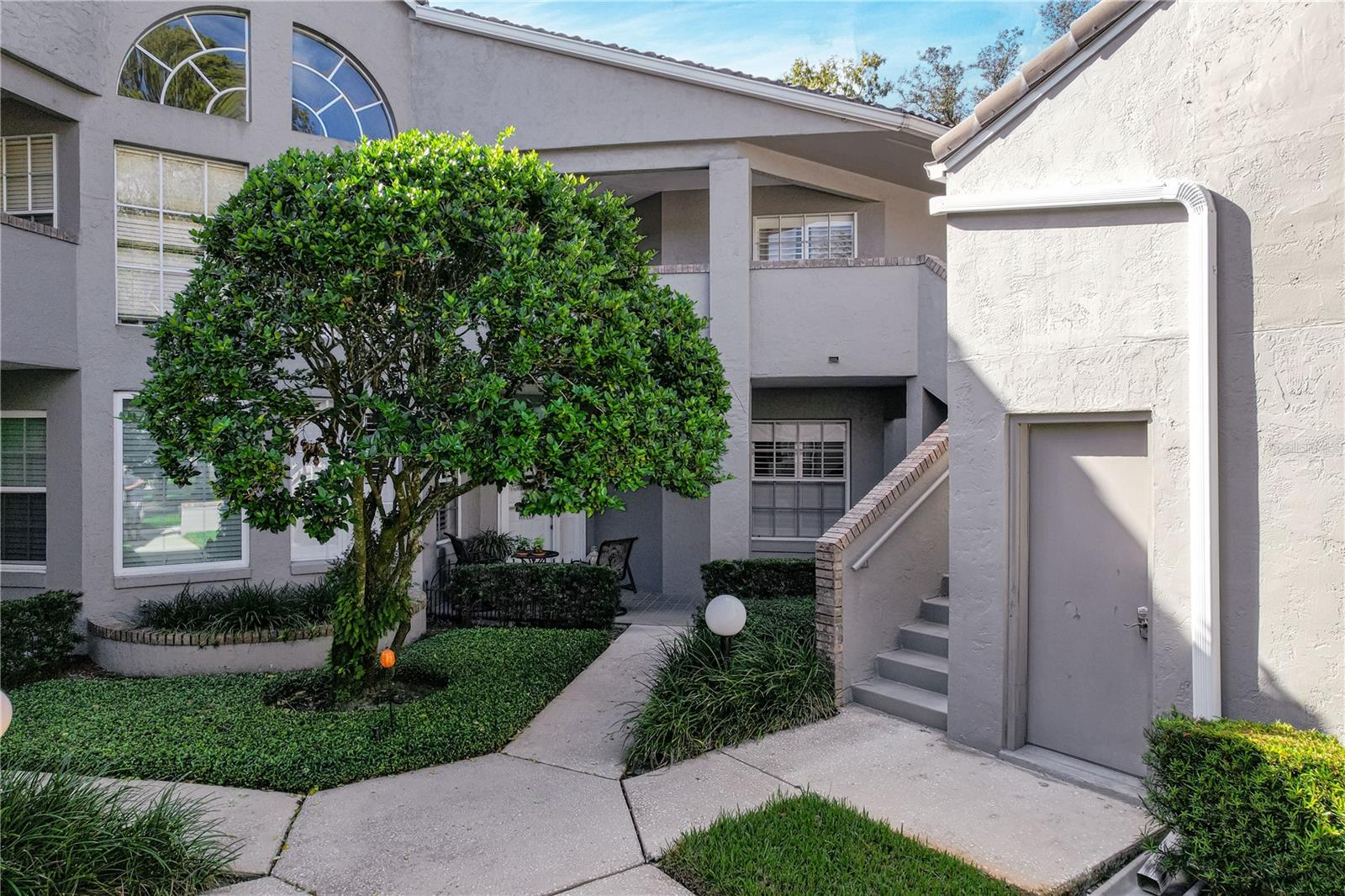 Image 3 of 28 For 105 Durham Place 105