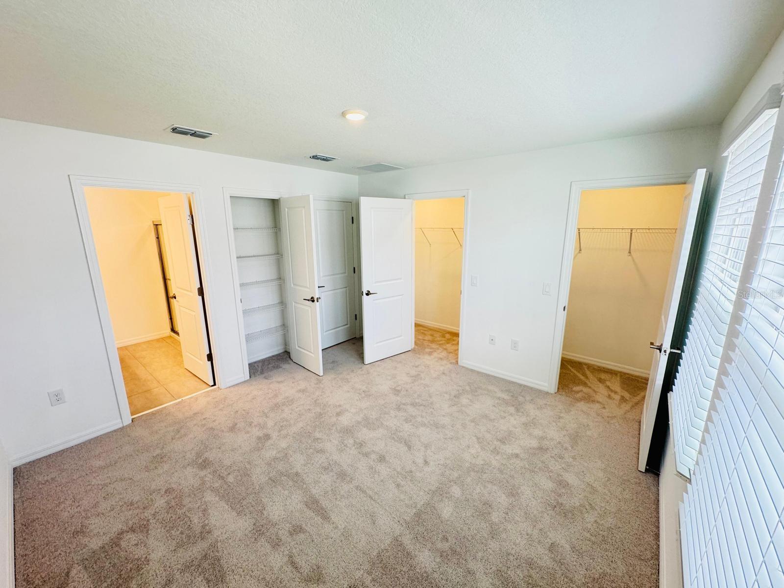 Image 14 of 27 For 3140 Skyline Loop