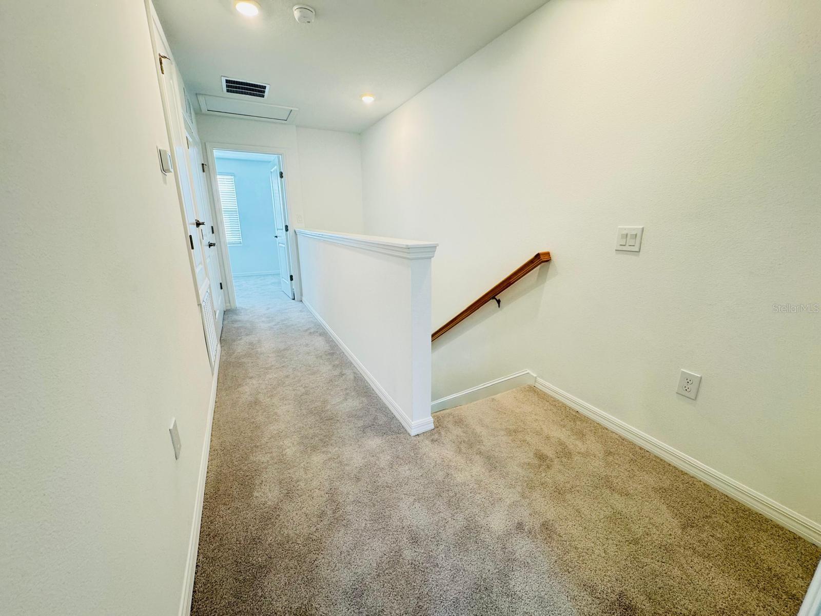 Image 21 of 27 For 3140 Skyline Loop