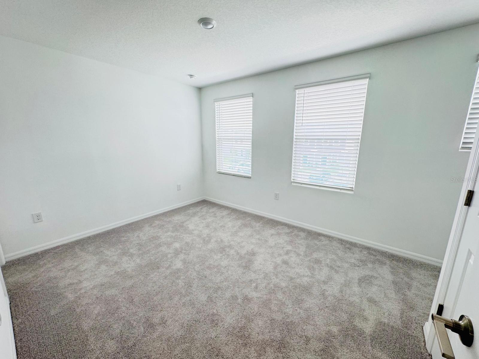 Image 6 of 27 For 3140 Skyline Loop