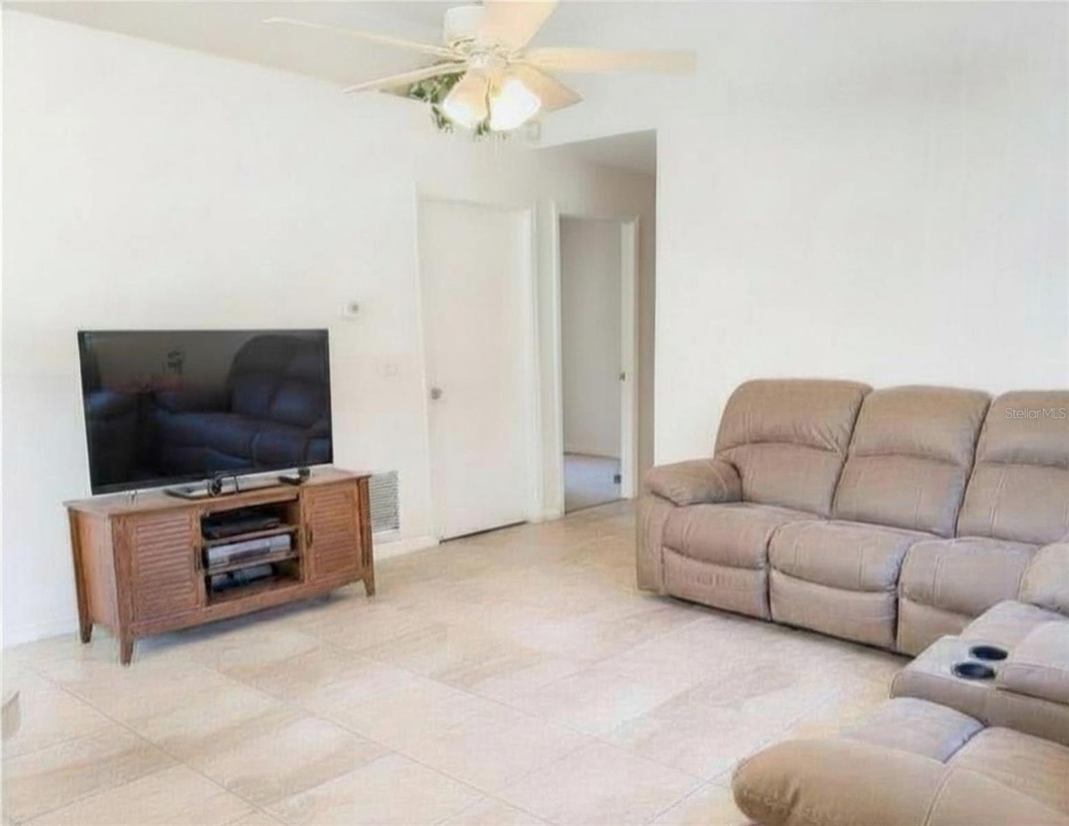 Image 4 of 13 For 119 Oak Grove Road