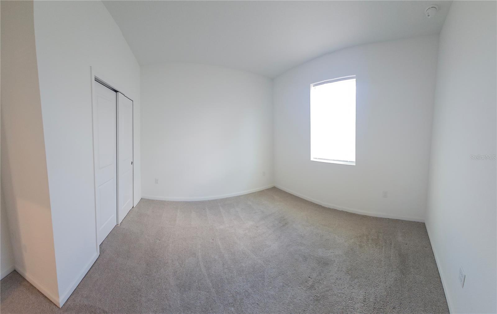 Image 19 of 25 For 1141 Lakeshore Breeze Place