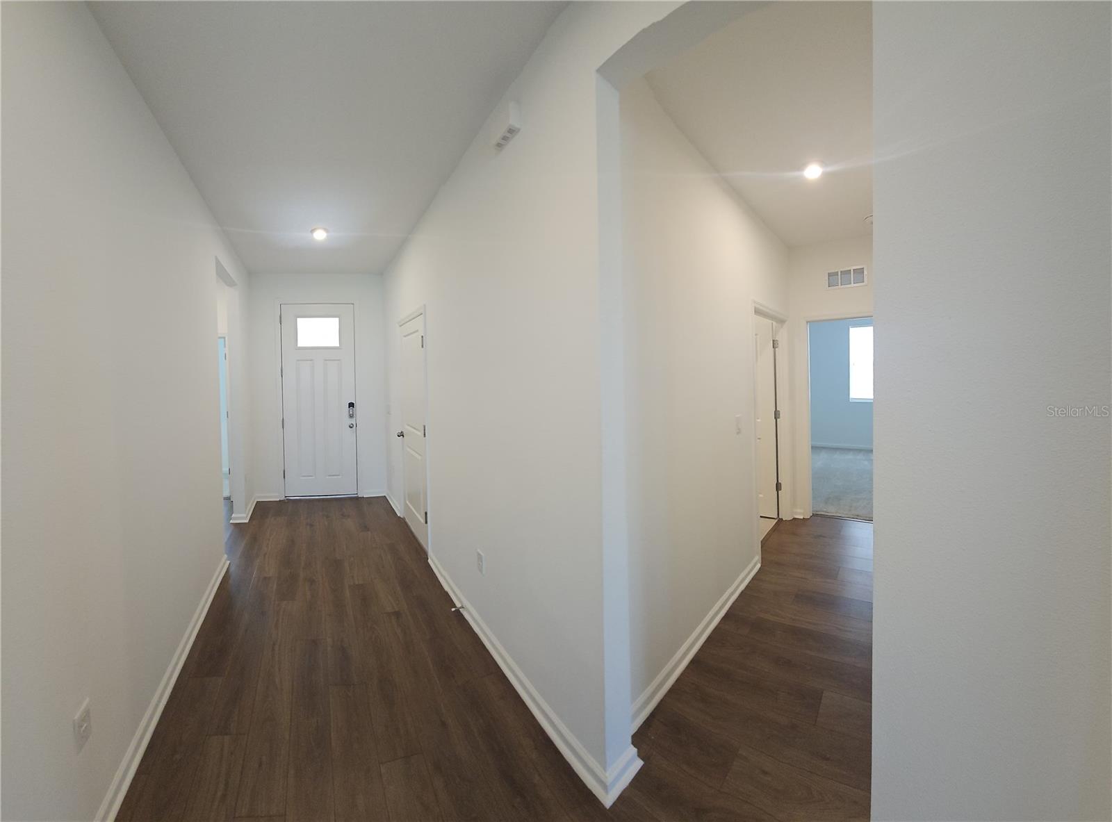 Image 20 of 25 For 1141 Lakeshore Breeze Place