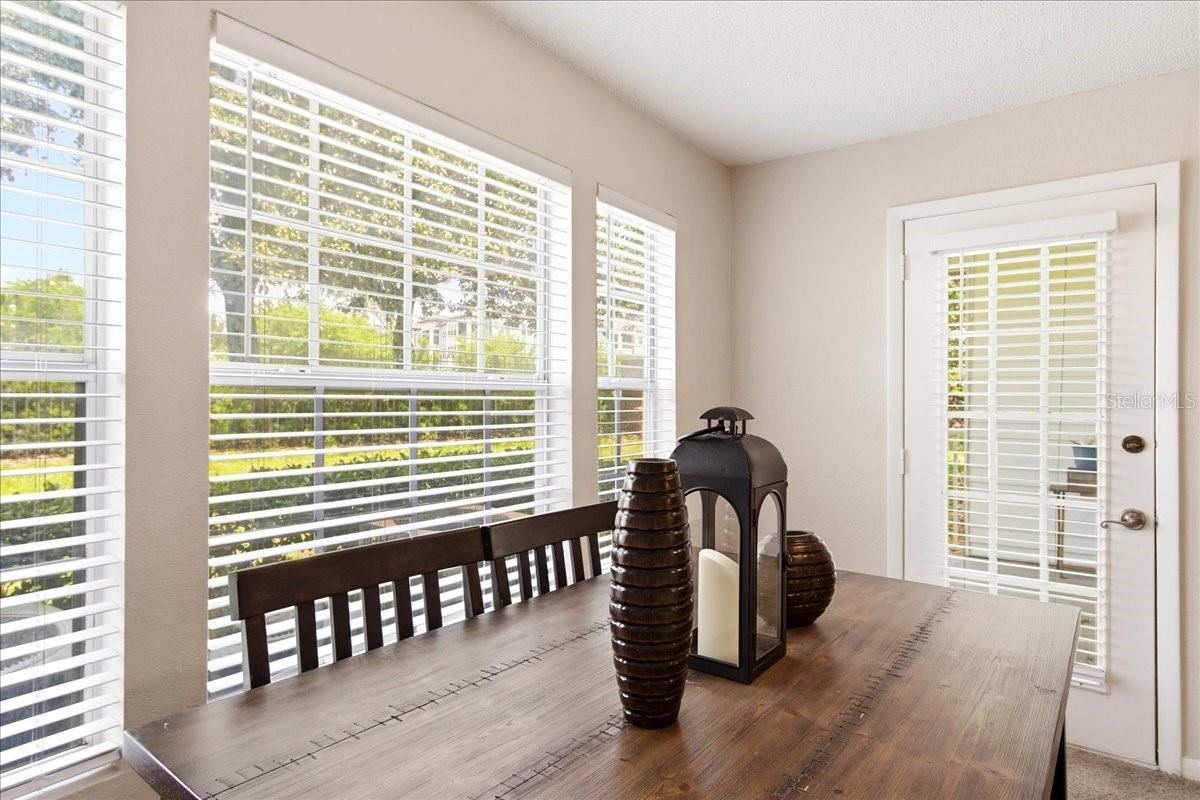 Image 11 of 42 For 11594 Westwood Boulevard 1614