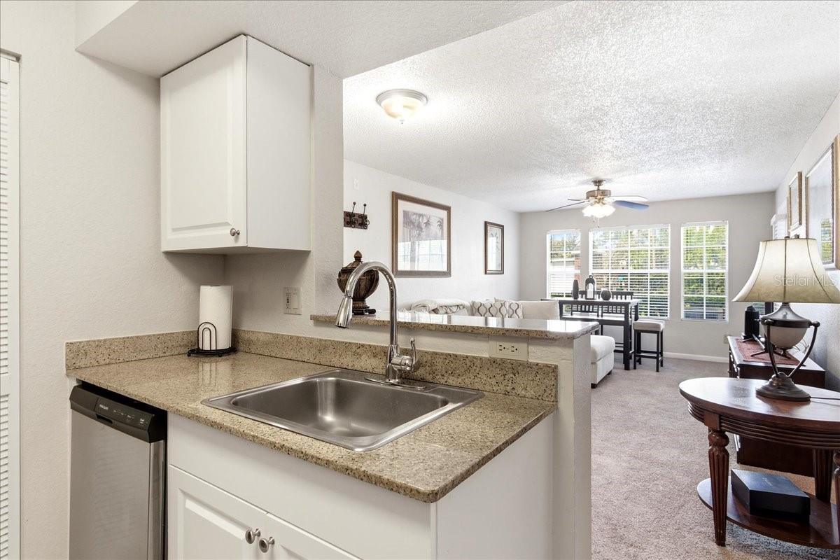 Image 13 of 42 For 11594 Westwood Boulevard 1614