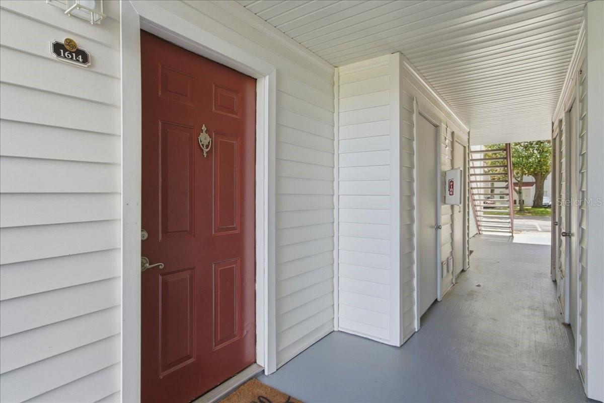 Image 4 of 42 For 11594 Westwood Boulevard 1614