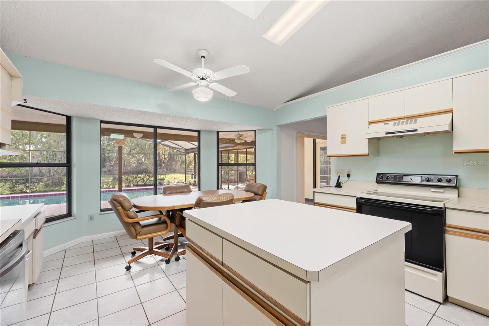 Image 13 of 28 For 1229 Crown Point Road