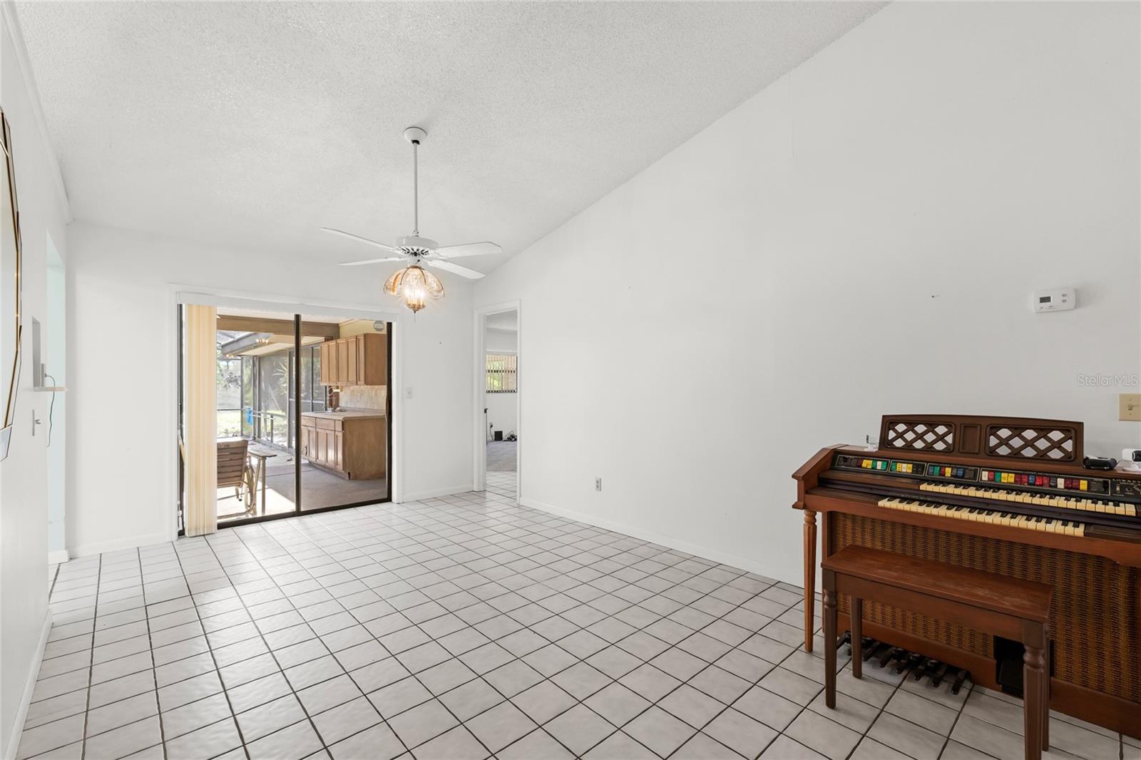 Image 15 of 28 For 1229 Crown Point Road