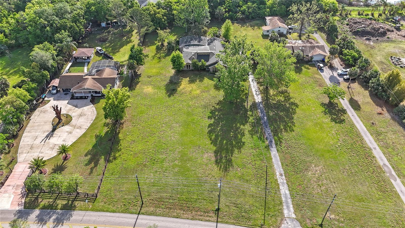 Image 2 of 28 For 1229 Crown Point Road