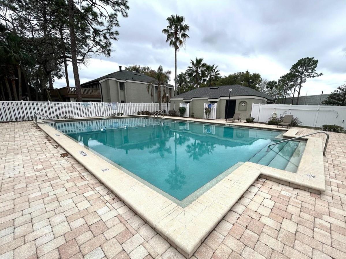 Image 21 of 24 For 151 Springwood Circle C