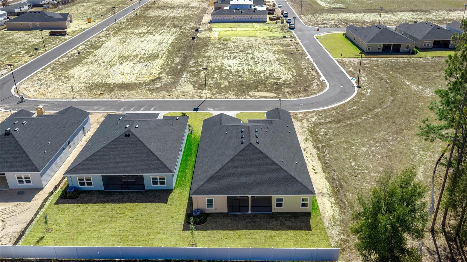 Image 6 of 9 For 14037 Convergence Boulevard