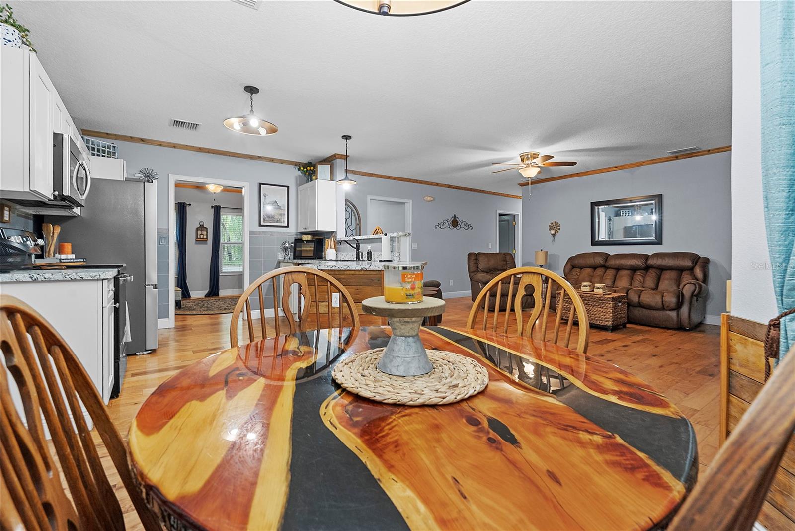 Image 21 of 40 For 443 High Street