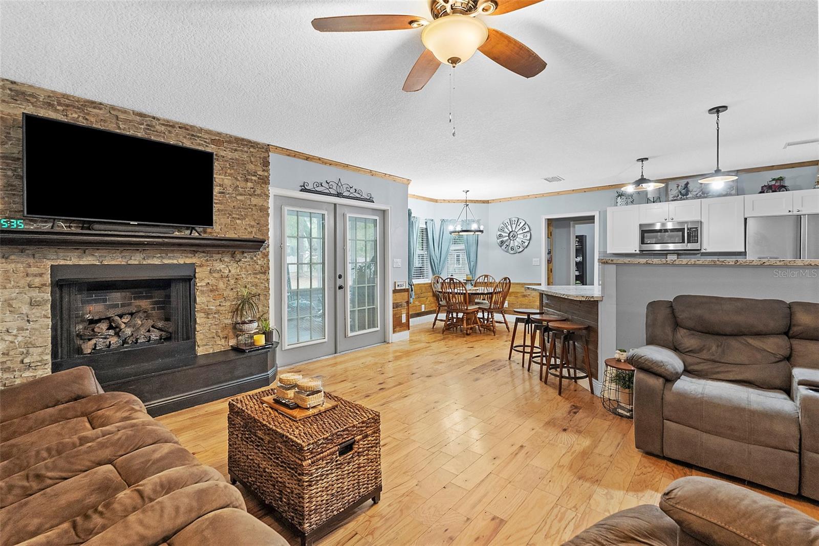 Image 22 of 40 For 443 High Street