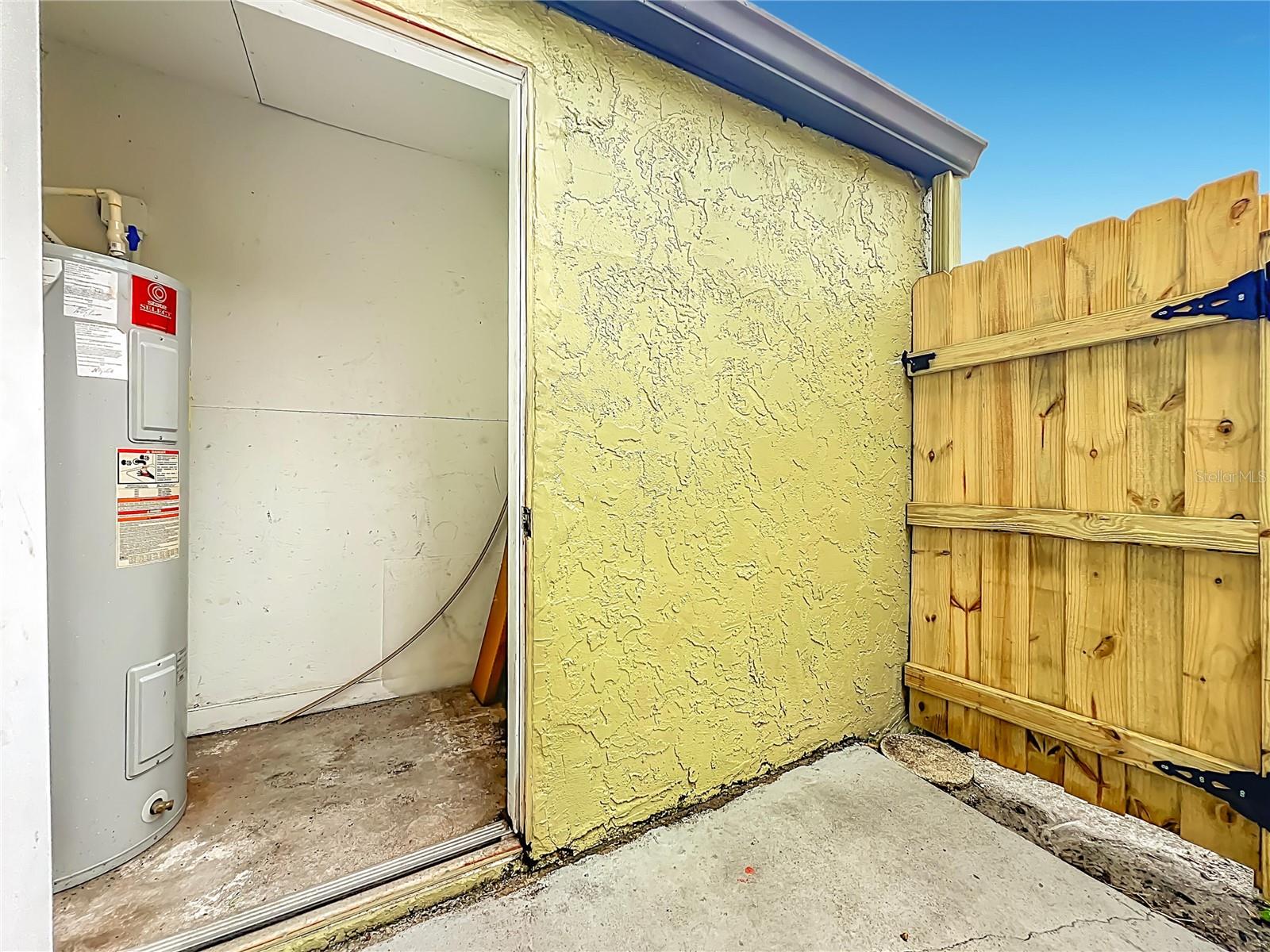 Image 33 of 51 For 7301 Cedar Creek Court 66