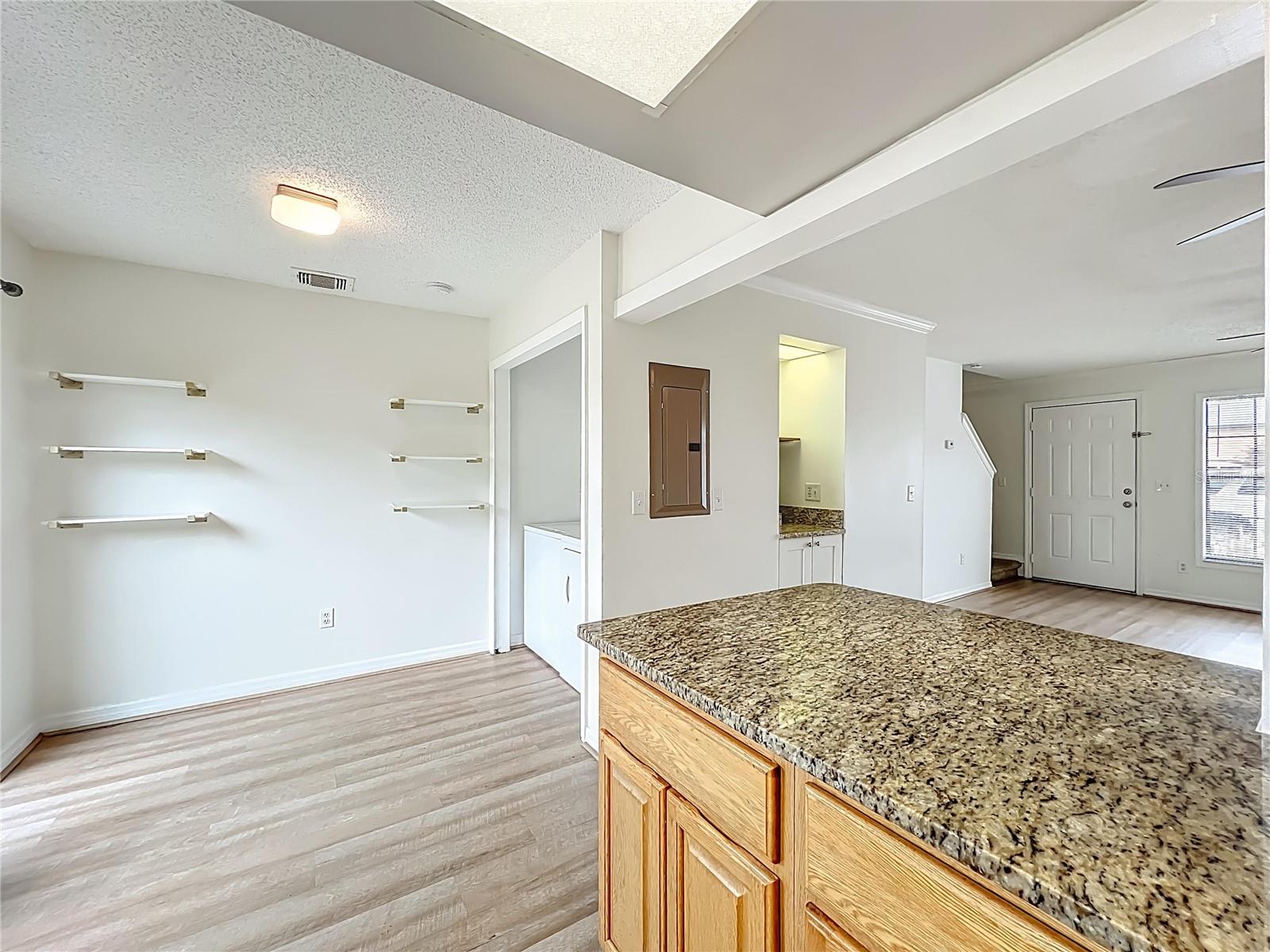 Image 5 of 51 For 7301 Cedar Creek Court 66