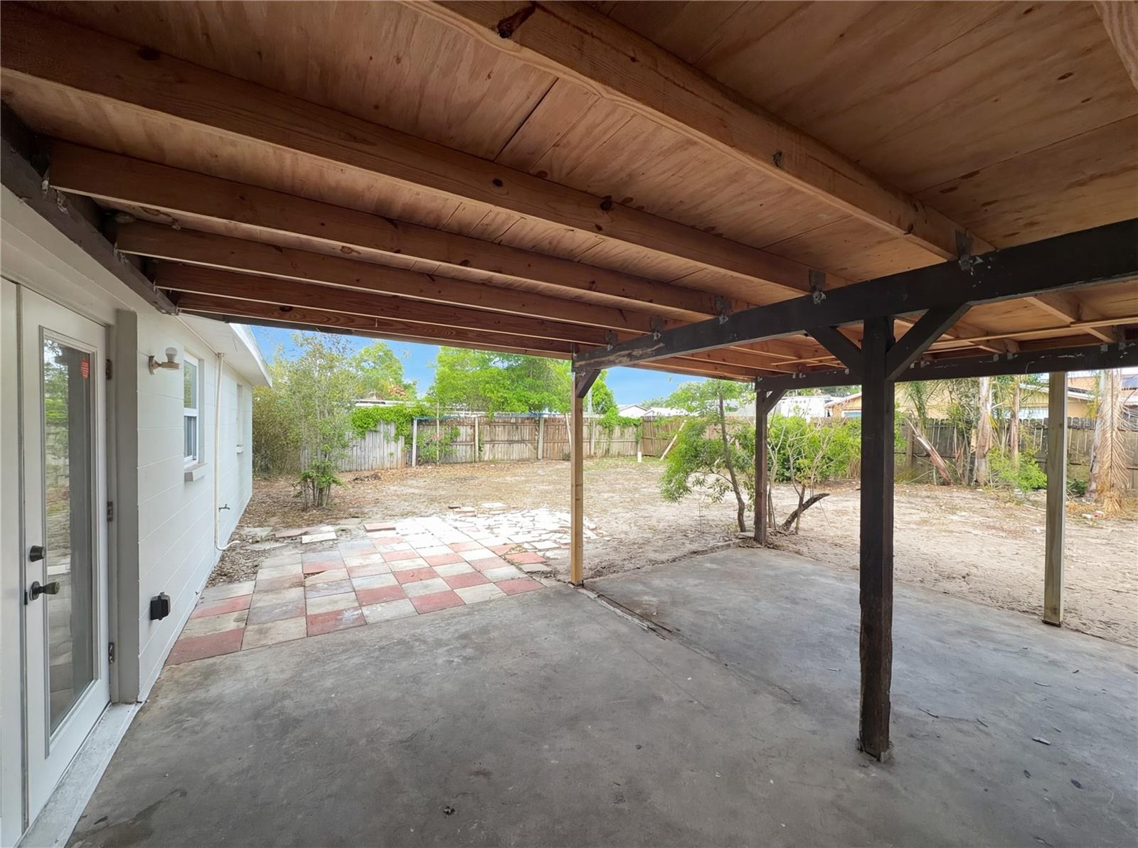 Image 14 of 15 For 2126 Smithfield Circle S