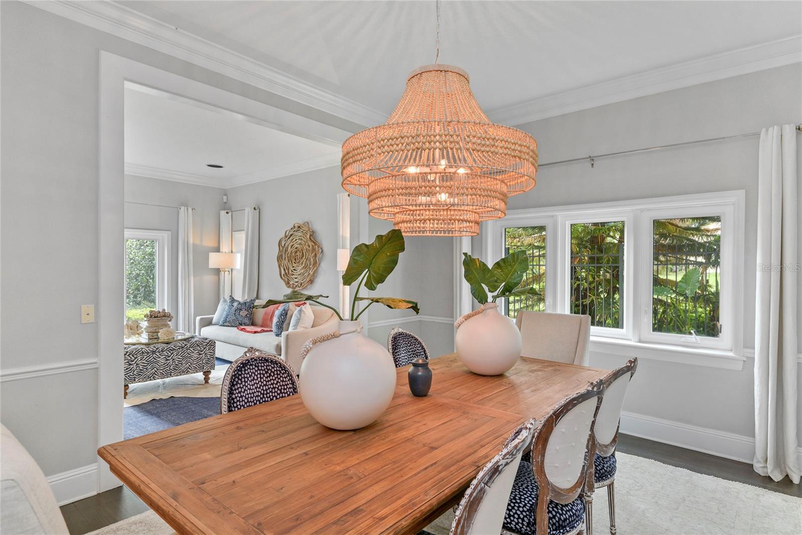 Image 10 of 47 For 543 Lake Sue Avenue