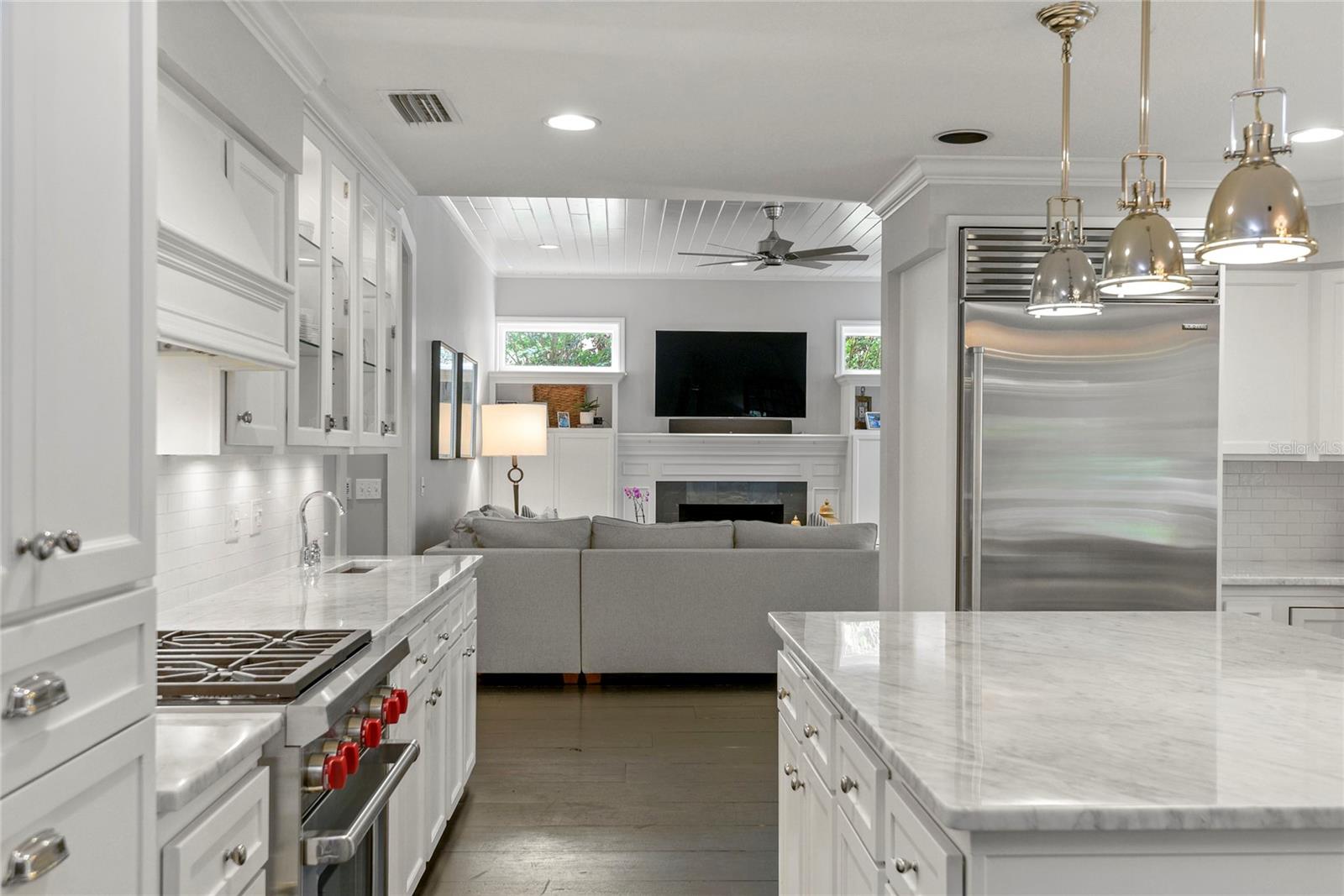 Image 17 of 47 For 543 Lake Sue Avenue