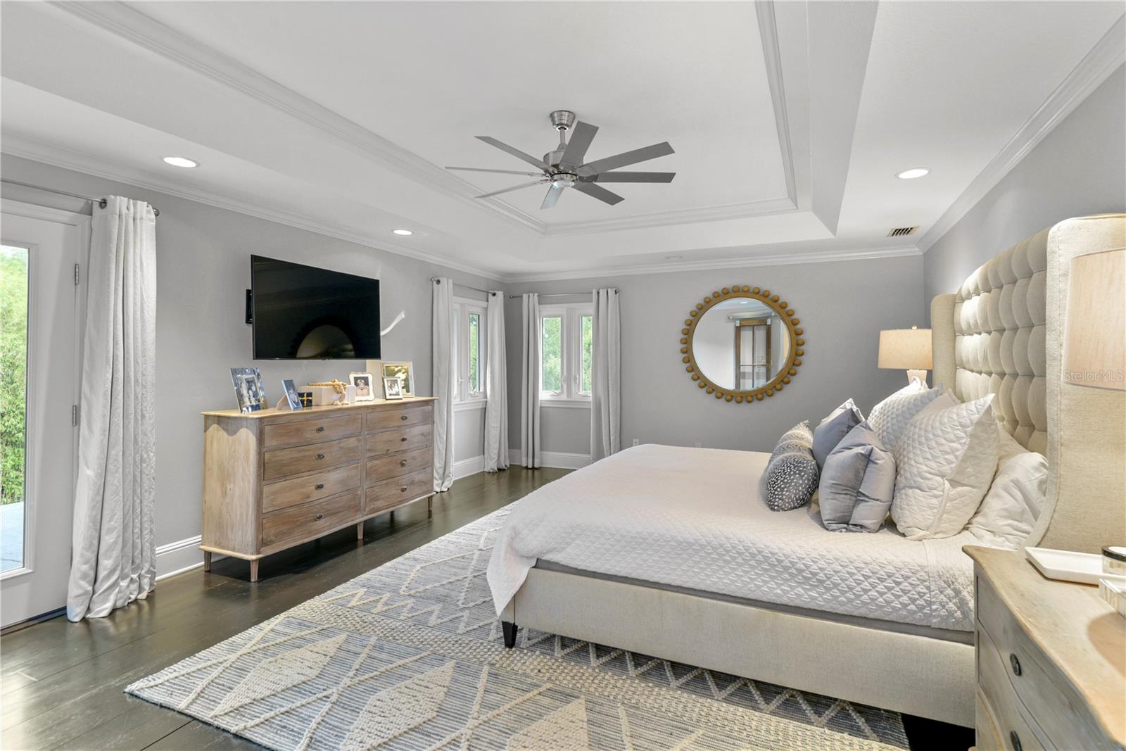 Image 29 of 47 For 543 Lake Sue Avenue