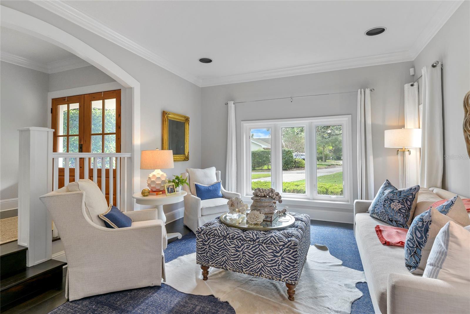 Image 5 of 47 For 543 Lake Sue Avenue