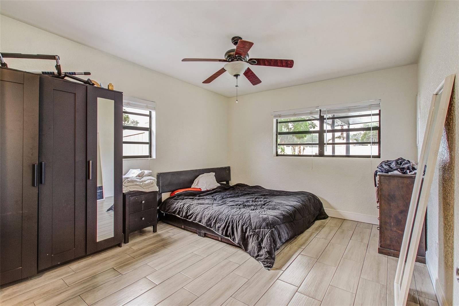 Image 10 of 18 For 4149 Montrose Court