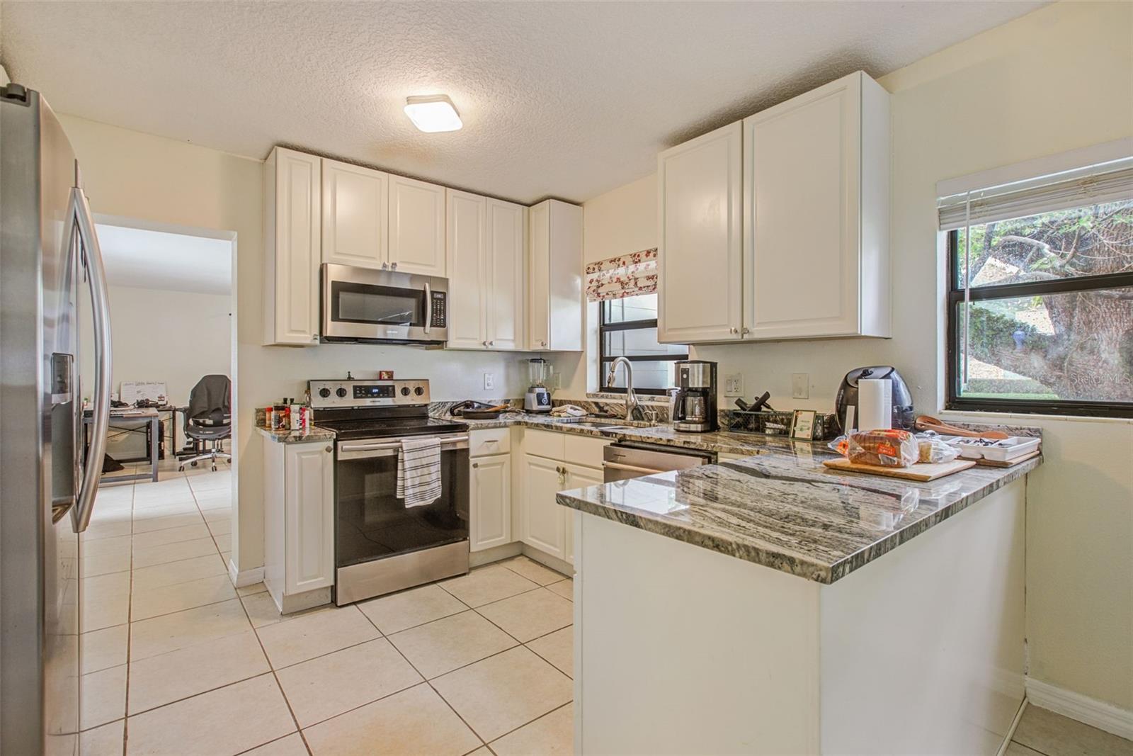 Image 7 of 18 For 4149 Montrose Court